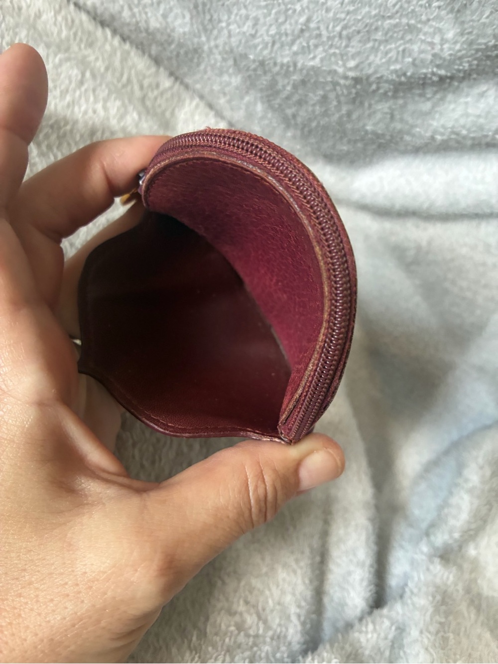 Cartier Round Leather Coin Case in Burgundy - Picture 4 of 10